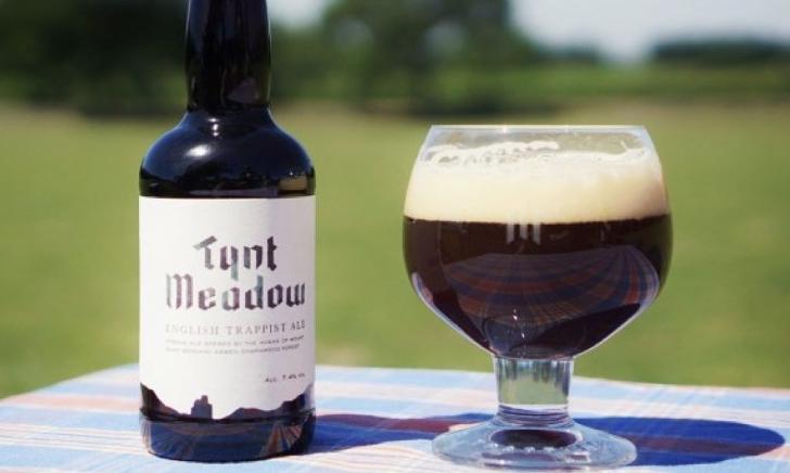 Tynt Meadow fles en glas Tynt Meadow fles en glas